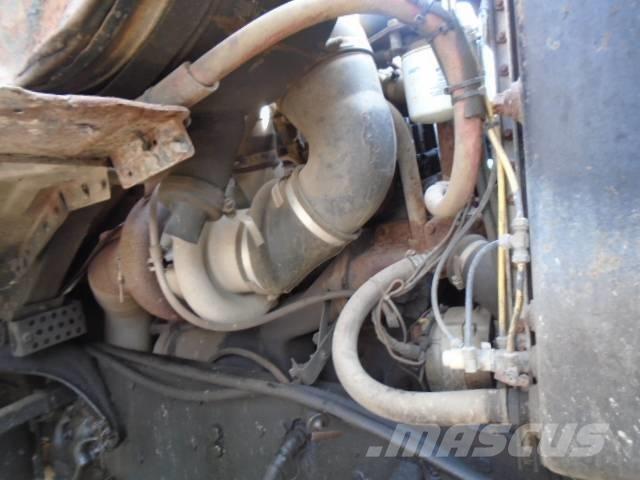 Ford LTL 9000 Sniega naži un tīrītāji