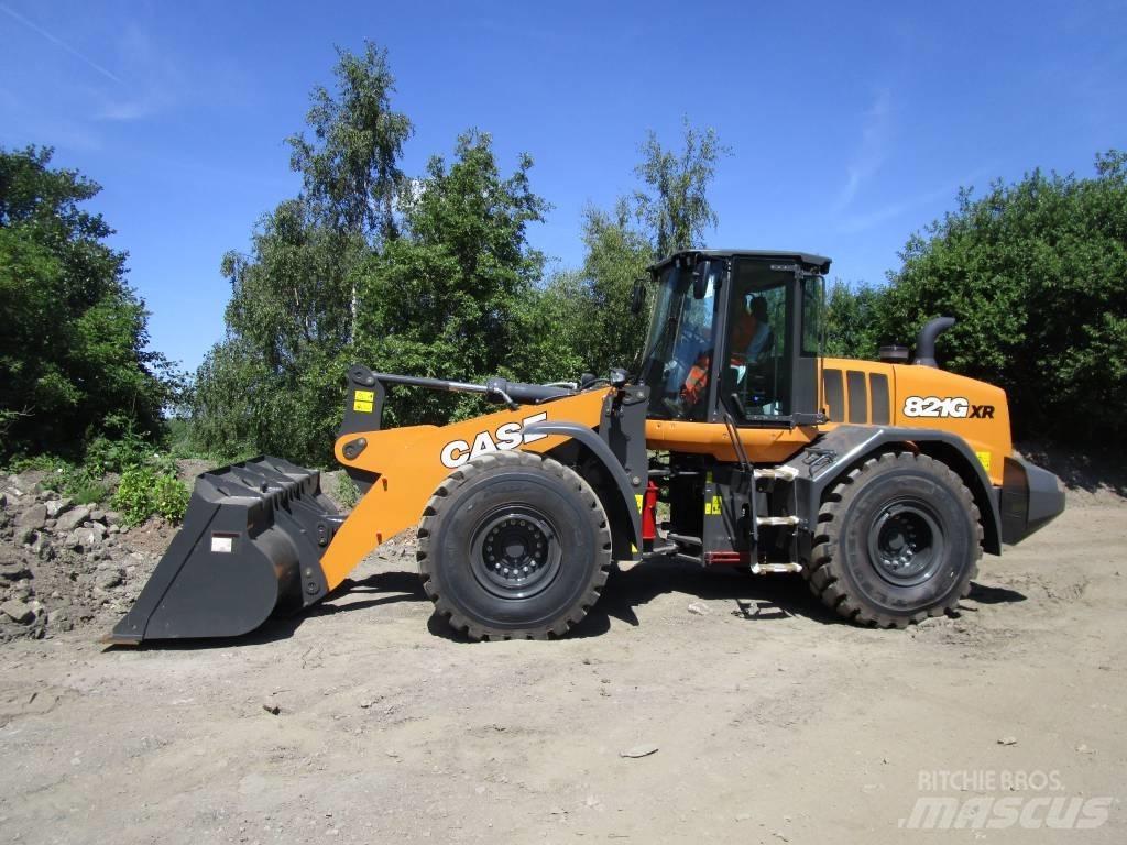 CASE 821 G XR Iekrāvēji uz riteņiem