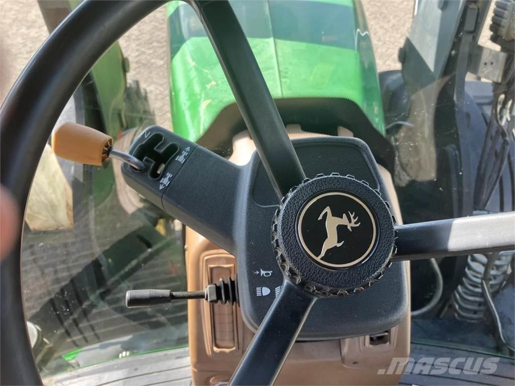 John Deere 7930 Traktori