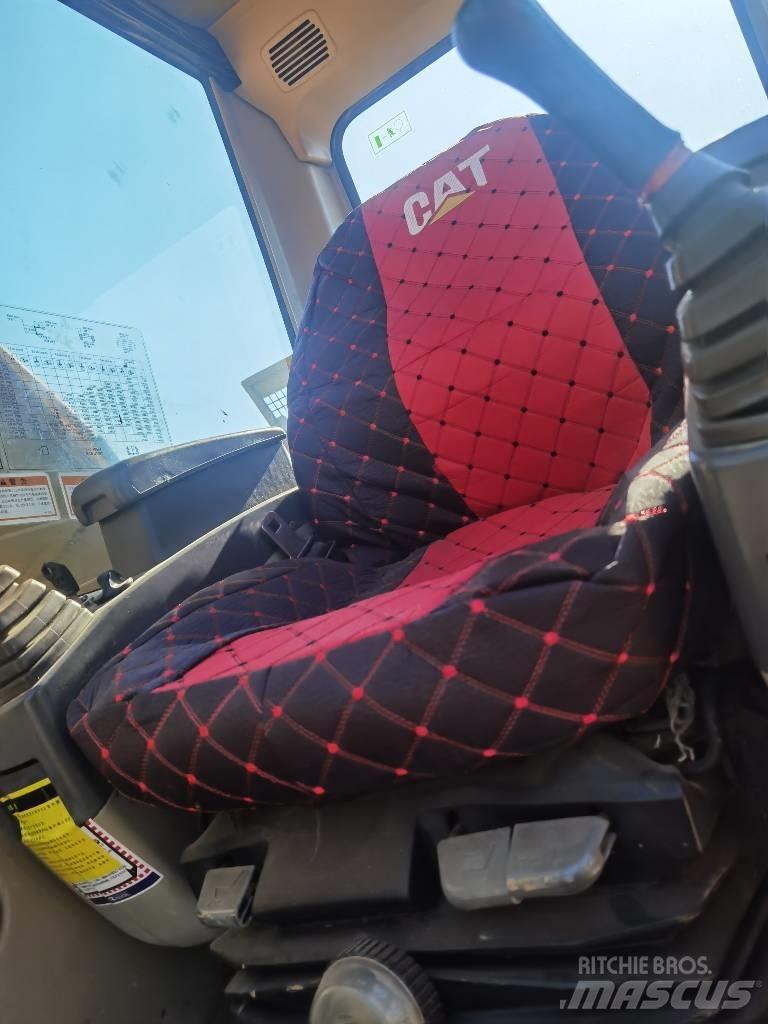 CAT 320 C Kāpurķēžu ekskavatori