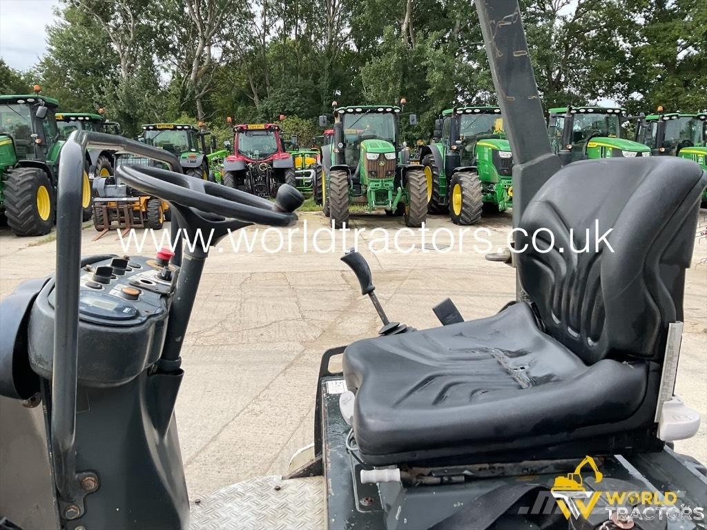 Bomag BW 120 AD-4 Divvalču grunts veltņi