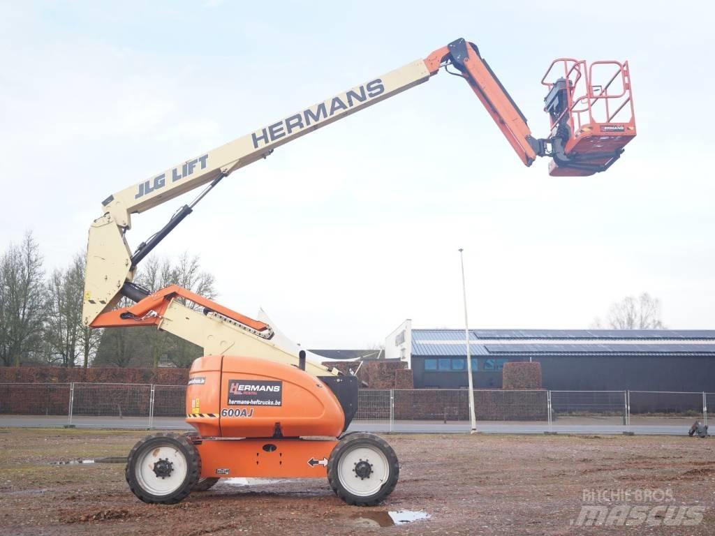 JLG 600 AJ Strēles pacēlāji