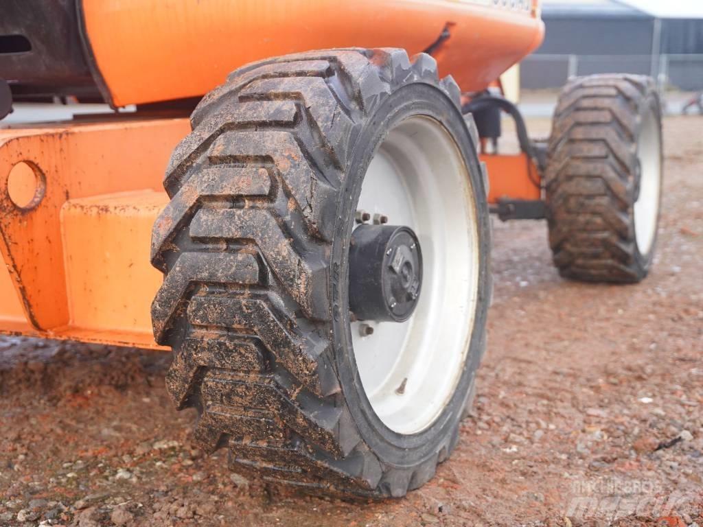 JLG 600 AJ Strēles pacēlāji