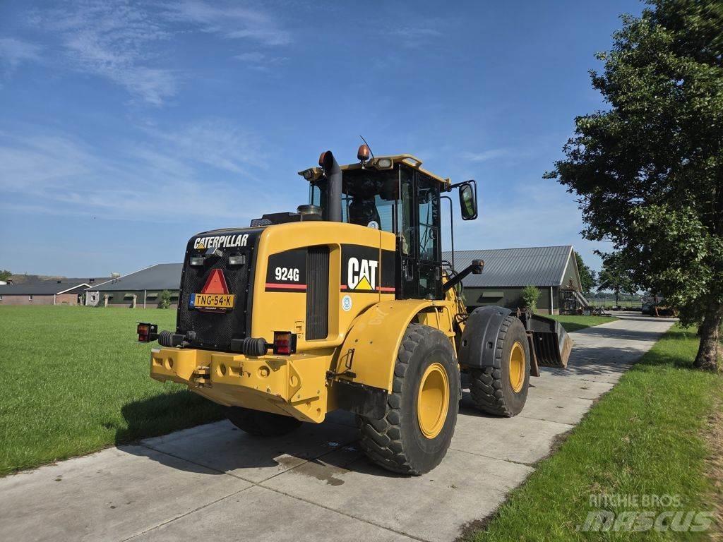CAT 924G Iekrāvēji uz riteņiem