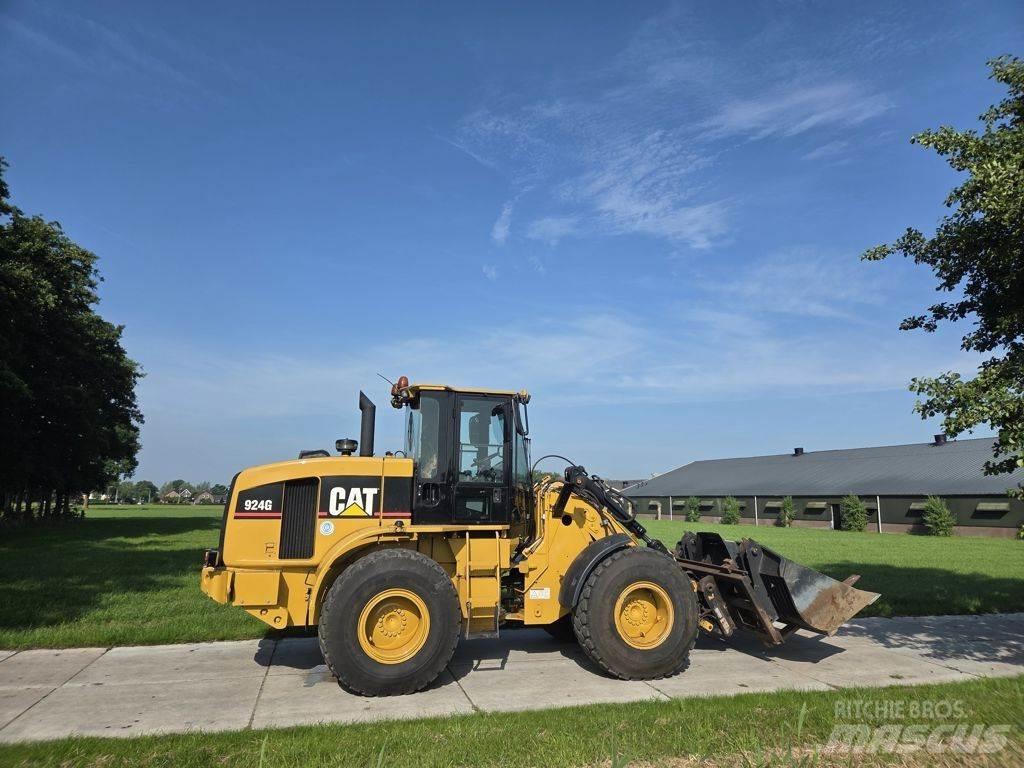 CAT 924G Iekrāvēji uz riteņiem