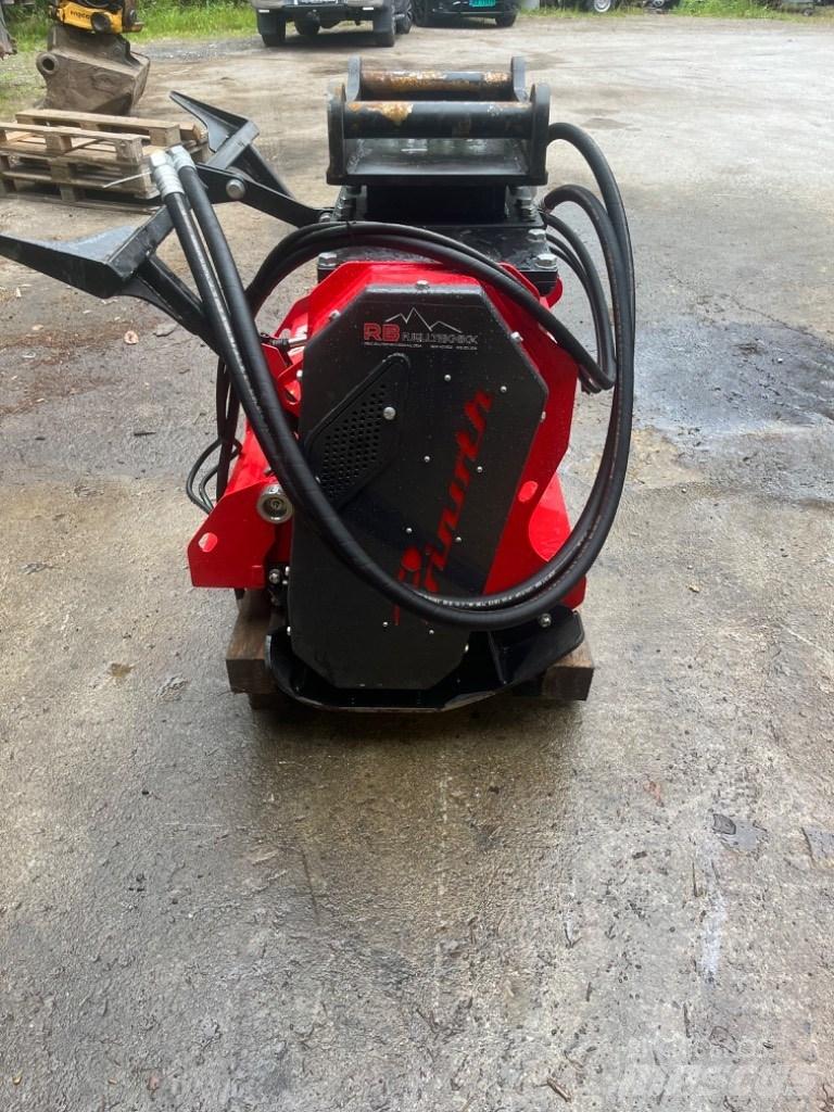 Menzi Muck M545x Īpašie ekskavatori