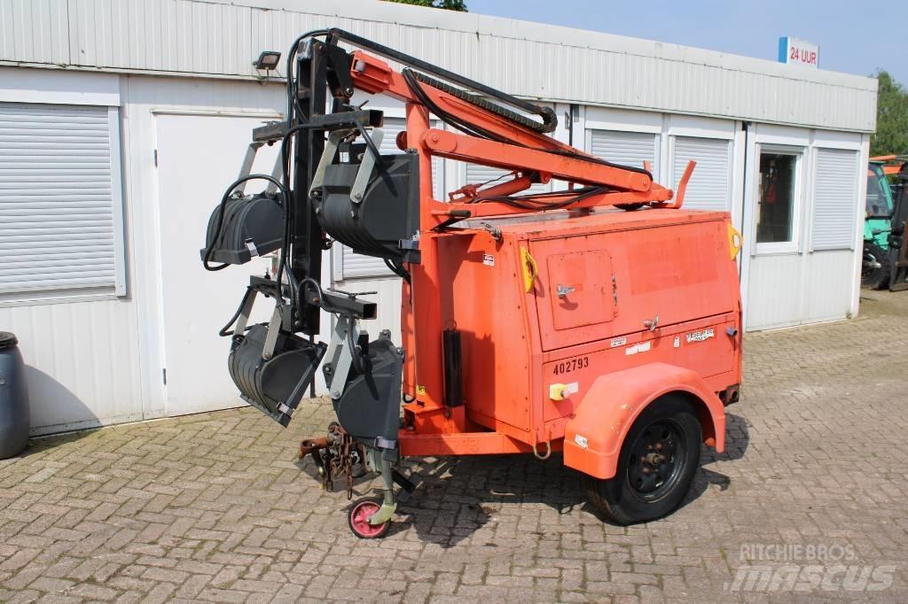 JLG 6308 AN Gaismas torņi