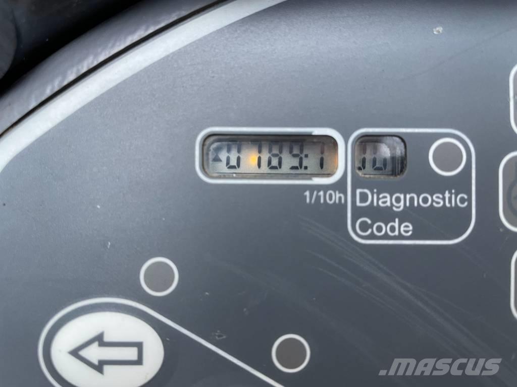 Hamm HD 12 VV Divvalču grunts veltņi