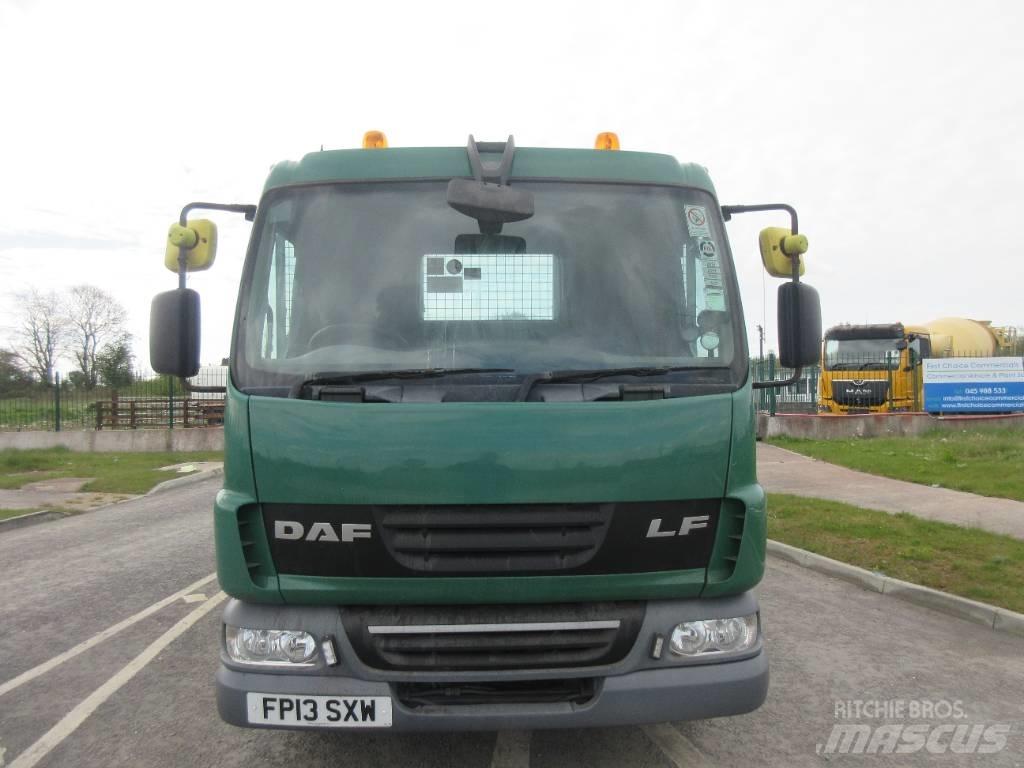 DAF 45.180 Platformas/kravas mašīnas ar vinču