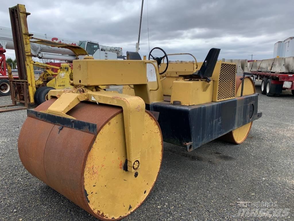 Hyster C 350 A Divvalču grunts veltņi