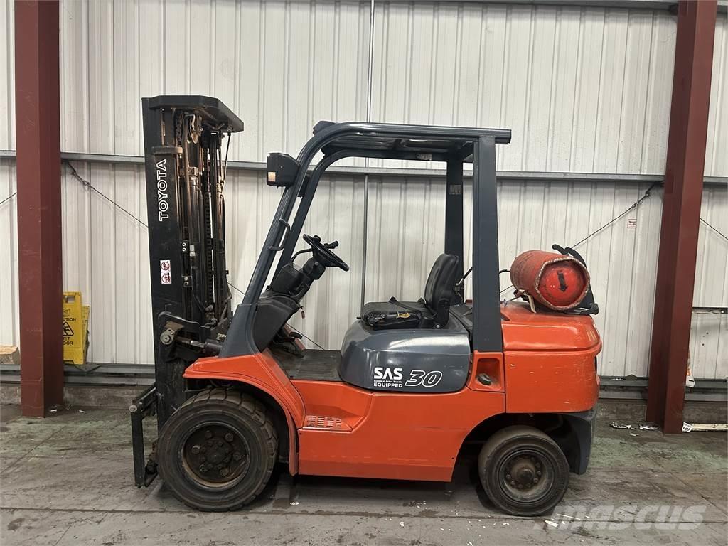 Toyota 7FGF30 LPG tehnika