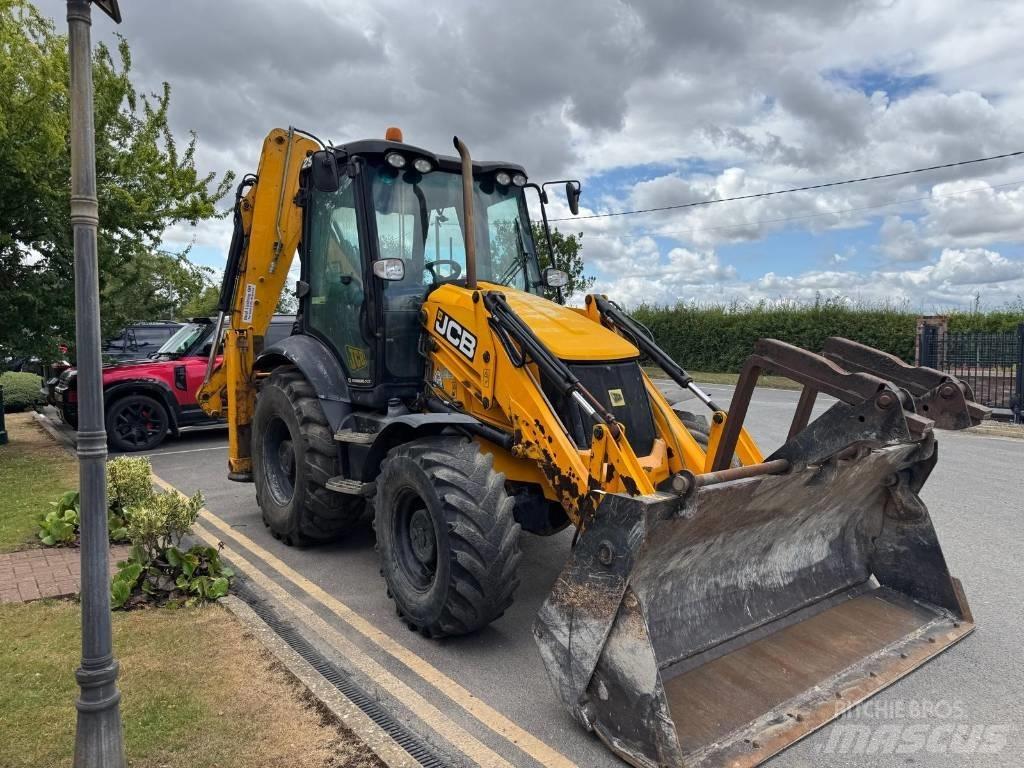JCB 3 CX Contractor Ekskavatori-iekrāvēji