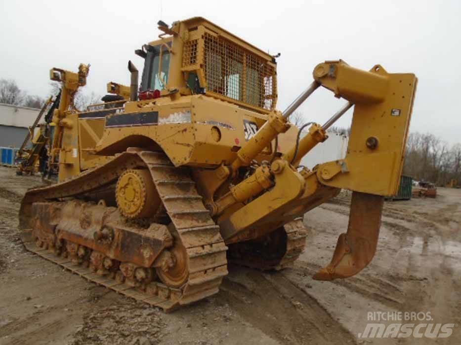 CAT D 8 T Kāpurķēžu buldozeri