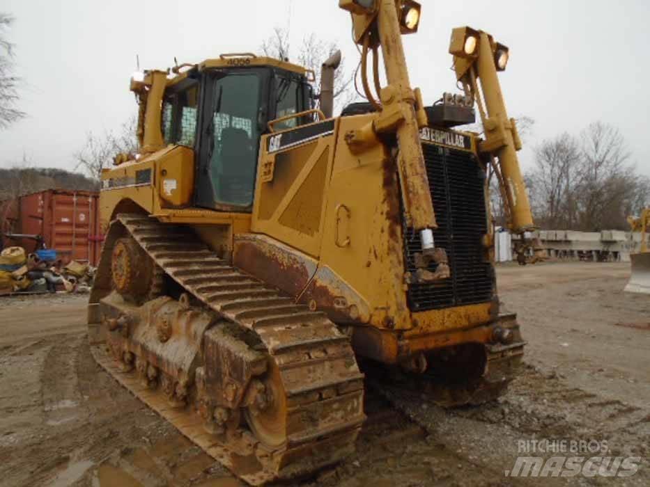 CAT D 8 T Kāpurķēžu buldozeri