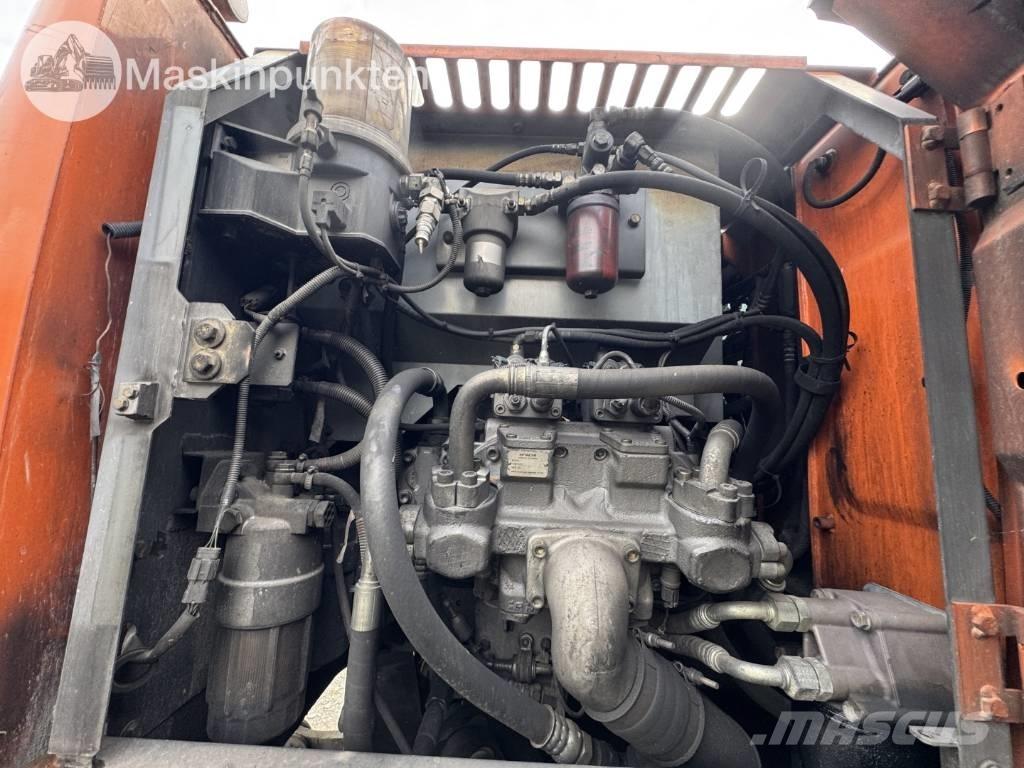 Hitachi ZX 140 W-3 Ekskavatori uz riteņiem