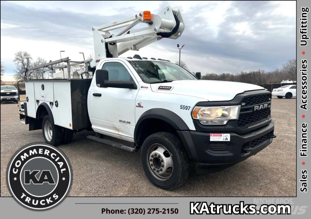 RAM 5500 TRADESMAN Pacēlāji uz automašīnas bāzes