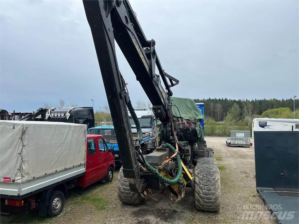 John Deere 1270G Harvesteri