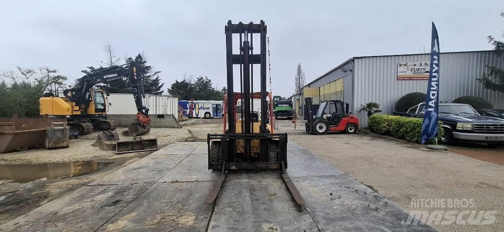 Hyster F7060DPJ Tehnika ar dīzeļa dzinēju