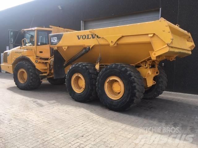 Volvo A25D Artikulētie pašizgāzēji