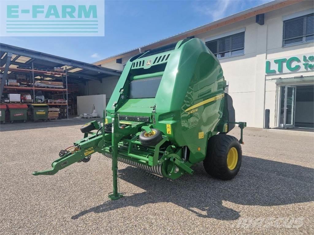 John Deere V451M Ķīpu preses
