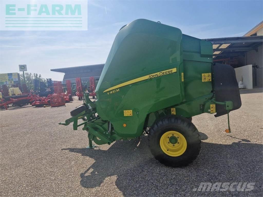 John Deere V451M Ķīpu preses