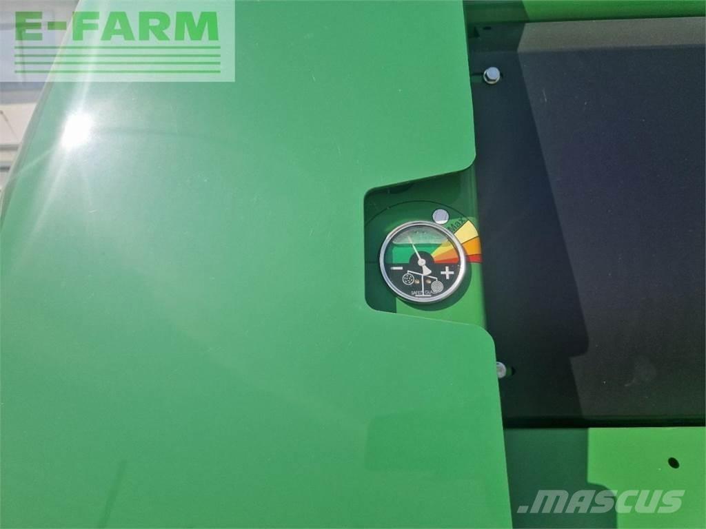 John Deere V451M Ķīpu preses