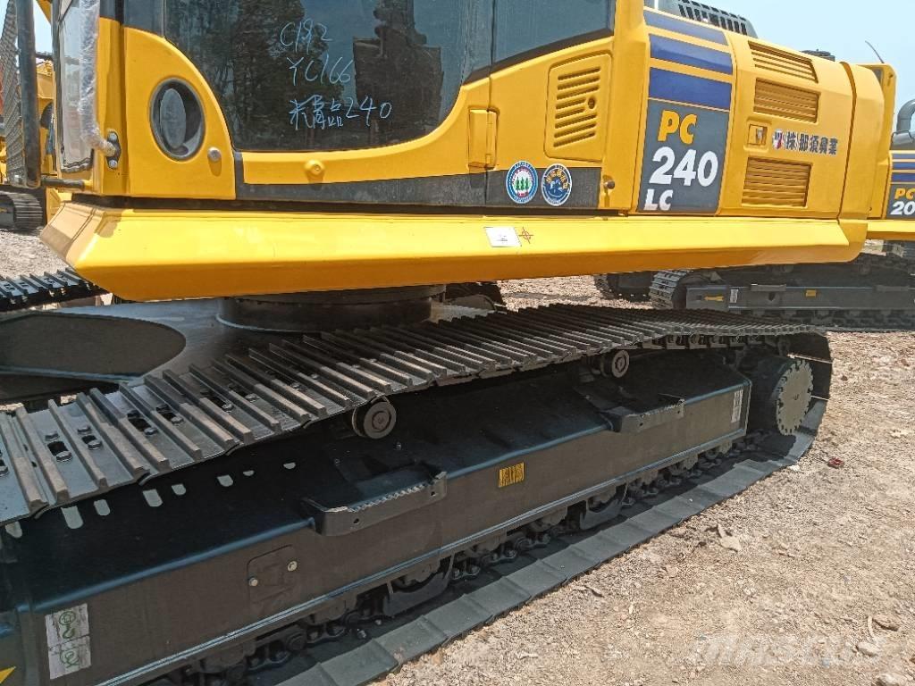 Komatsu PC 240 Kāpurķēžu ekskavatori