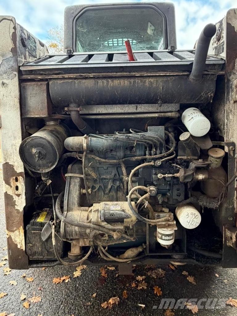 Bobcat 763 Lietoti riteņu kompaktiekrāvēji