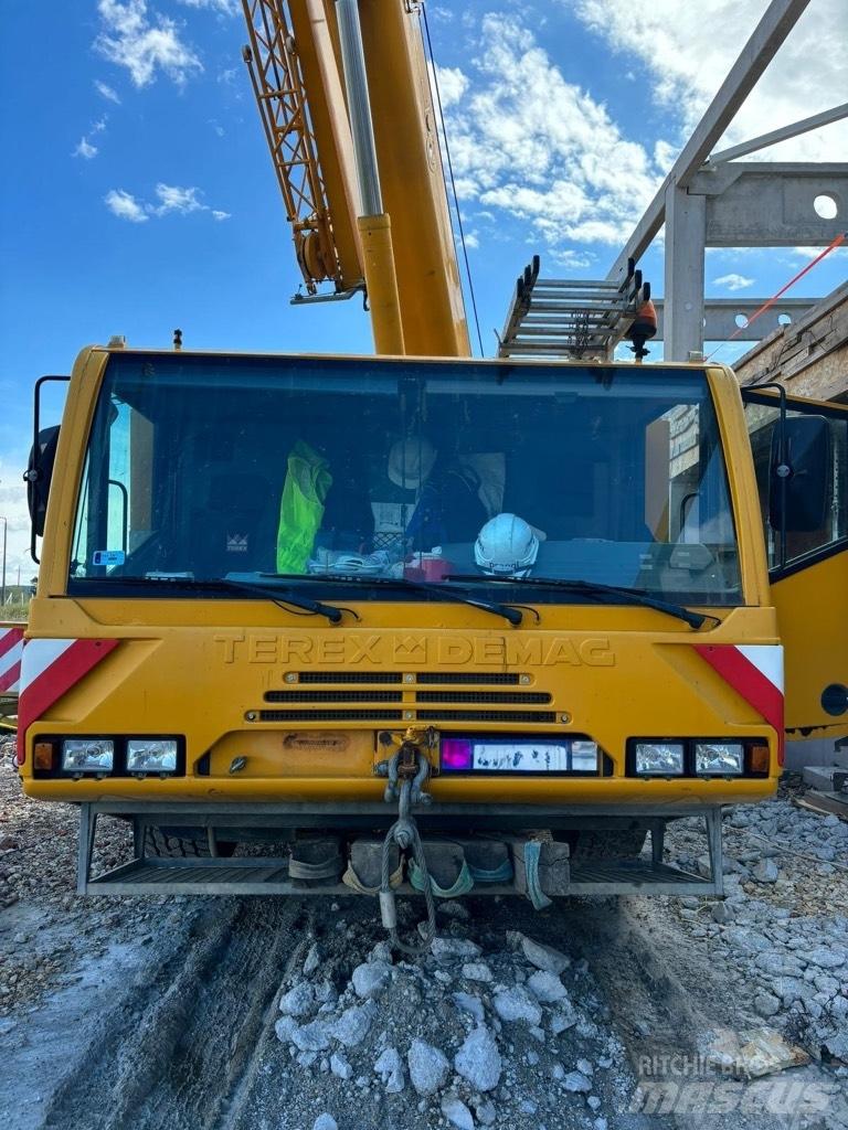 Terex Demag AC 100 Celtņi nelīdzenām virsmām