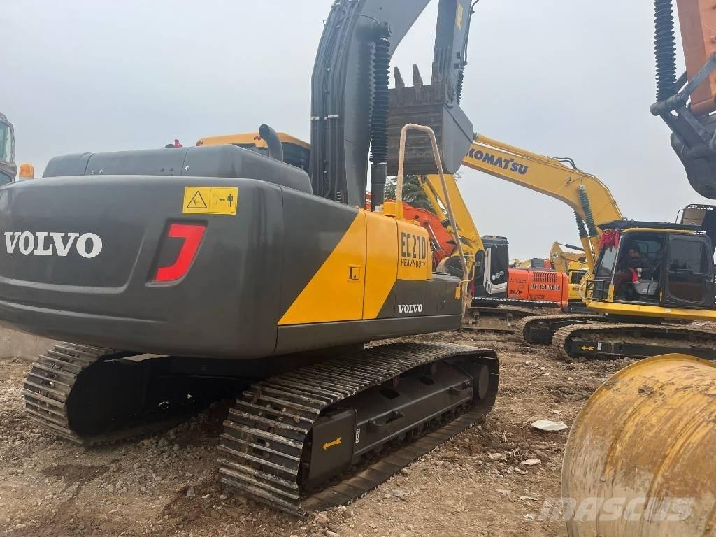 Volvo EC 210 LC Kāpurķēžu ekskavatori