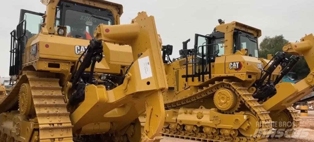 CAT D 10 Kāpurķēžu buldozeri