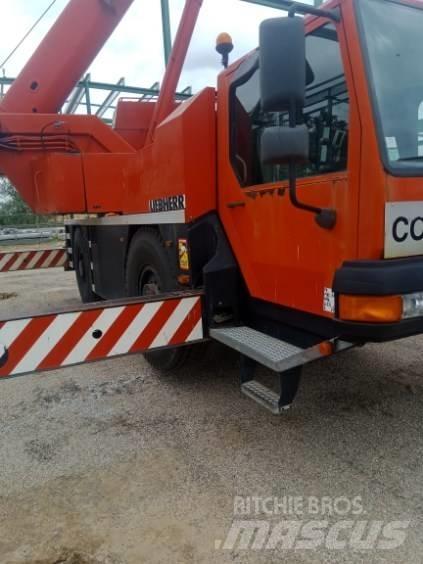 Liebherr LTM 1030-2 Celtņi nelīdzenām virsmām