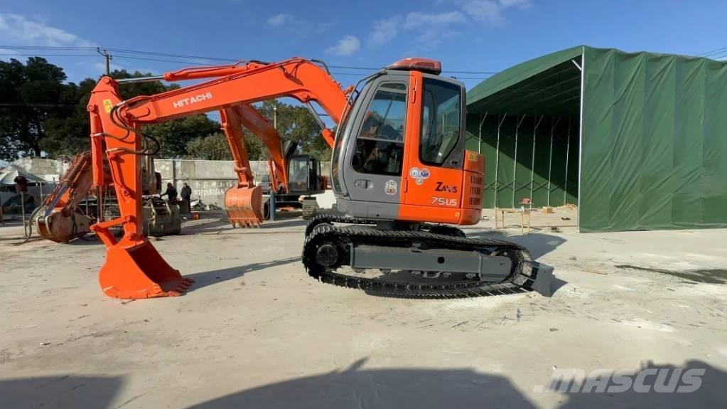 Hitachi ZX75US Mini ekskavatori < 7 t