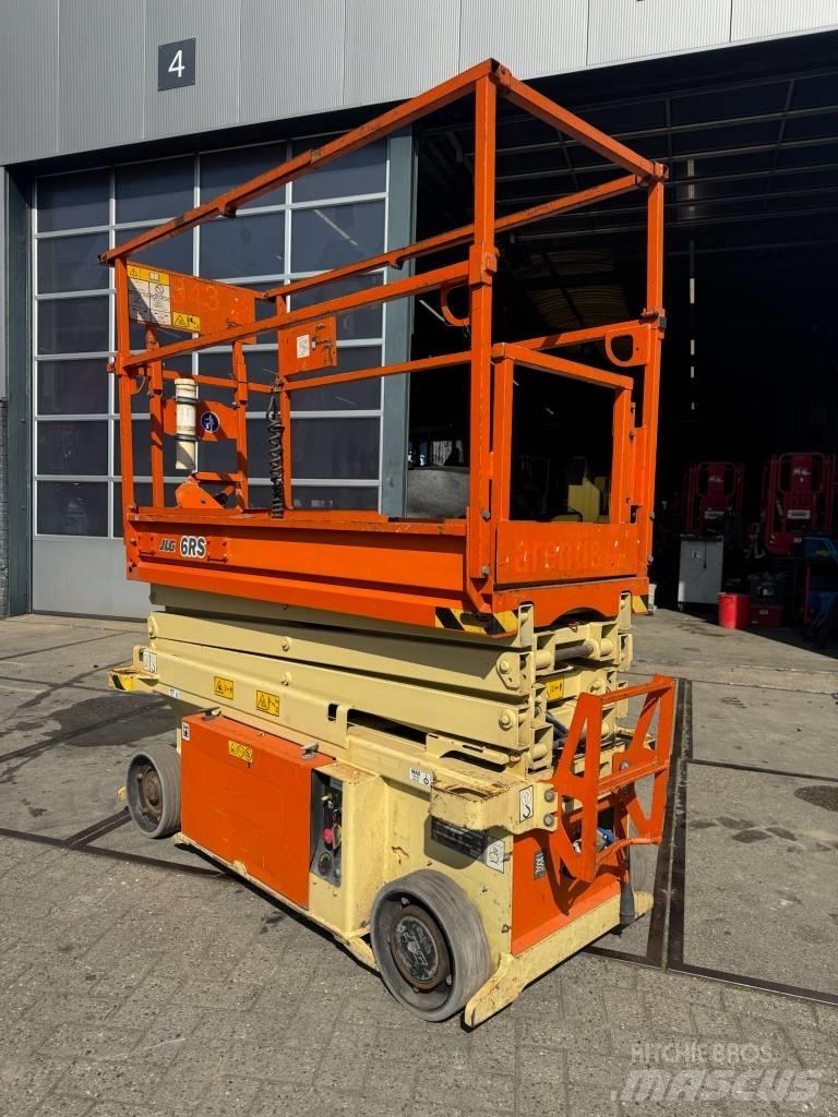 JLG 6 RS Šķerveida pacēlāji