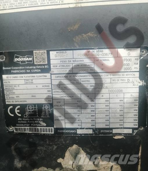 Doosan D 70 S-7 Tehnika ar dīzeļa dzinēju