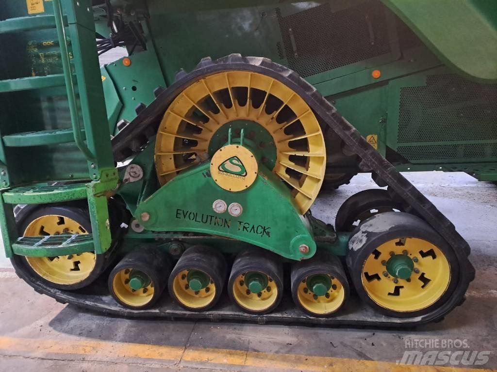 John Deere S 660 Ražas novākšanas kombaini