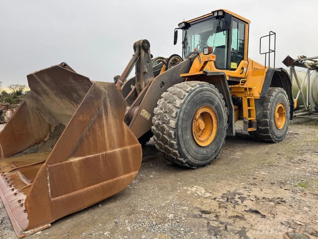 Volvo L 180 F Iekrāvēji uz riteņiem