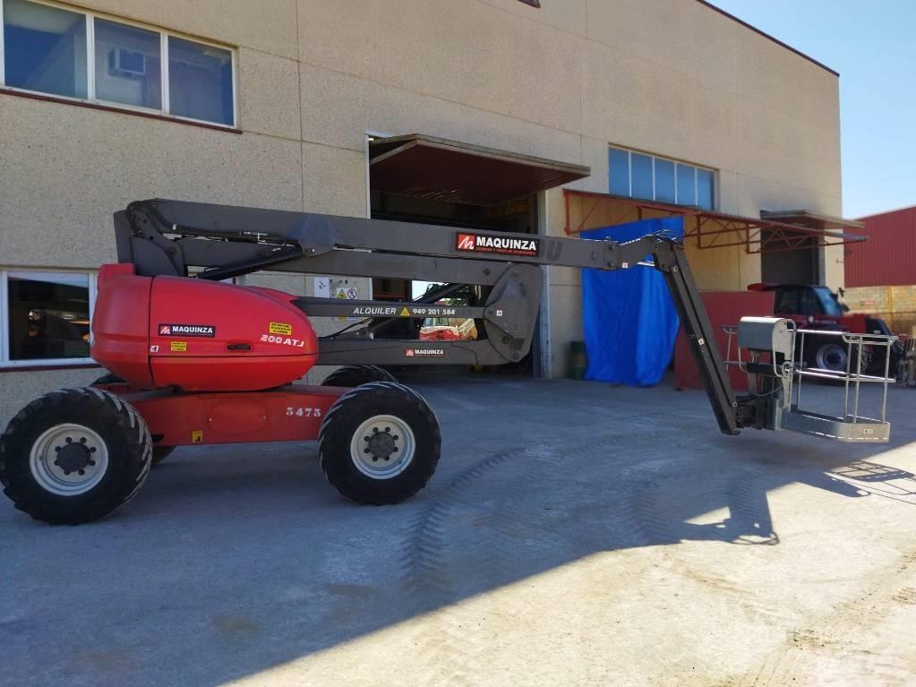 Manitou 200 ATJ Strēles pacēlāji