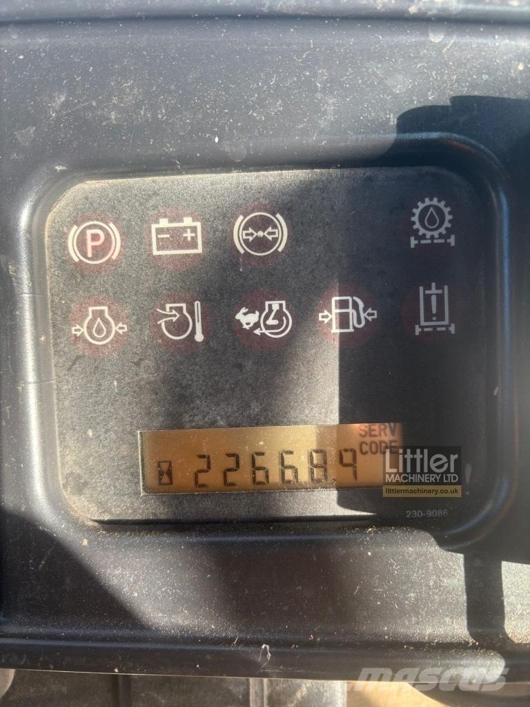 CAT 836 H Atkritumu preses