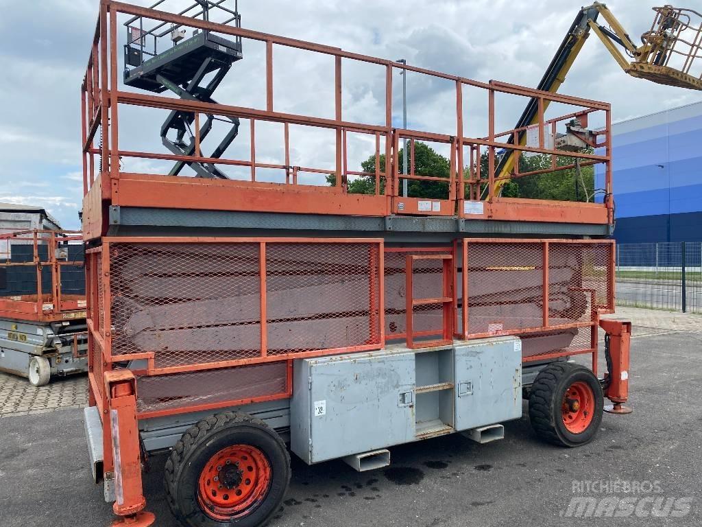 SkyJack SJ 9250 RT Šķerveida pacēlāji
