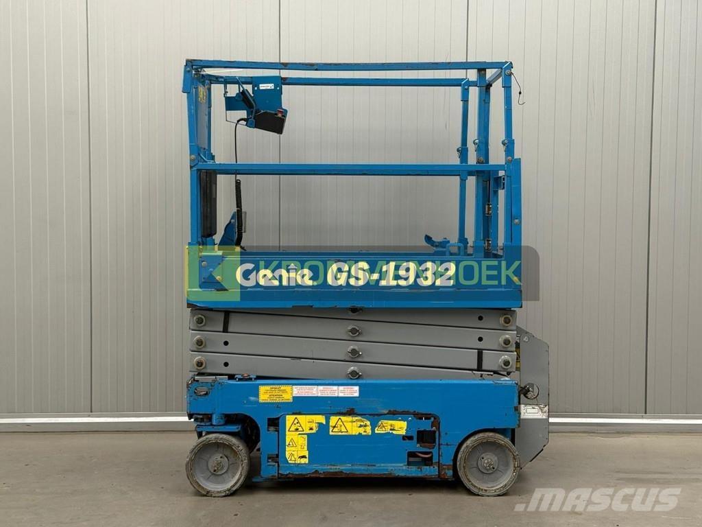 Genie GS 1932 Šķerveida pacēlāji