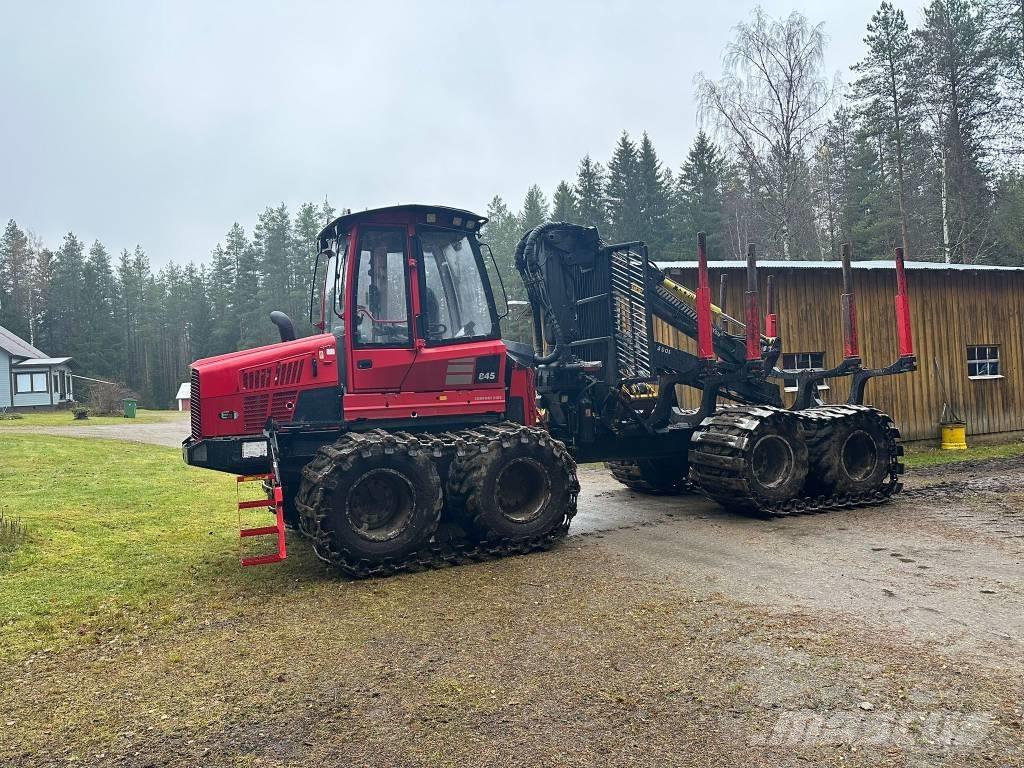 Komatsu 845 Forvarderi