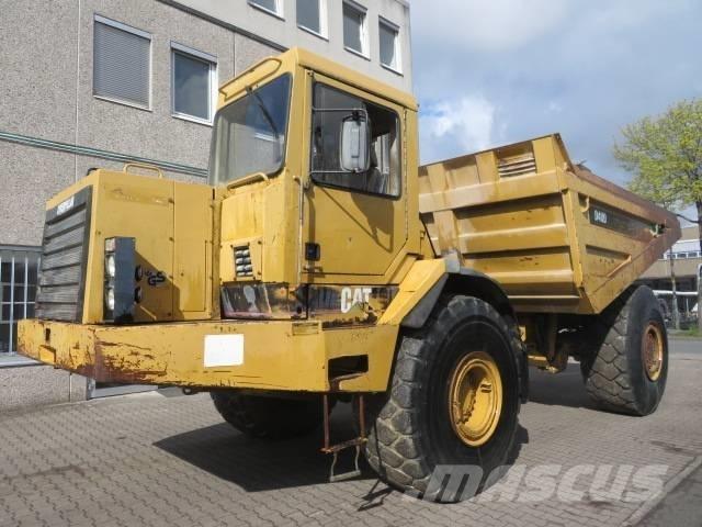 CAT D40 Dumper Artikulētie pašizgāzēji
