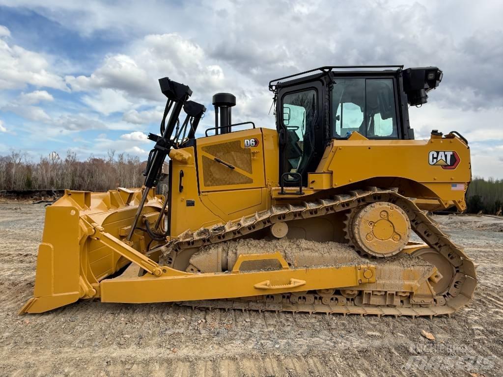 CAT D 6 Kāpurķēžu buldozeri
