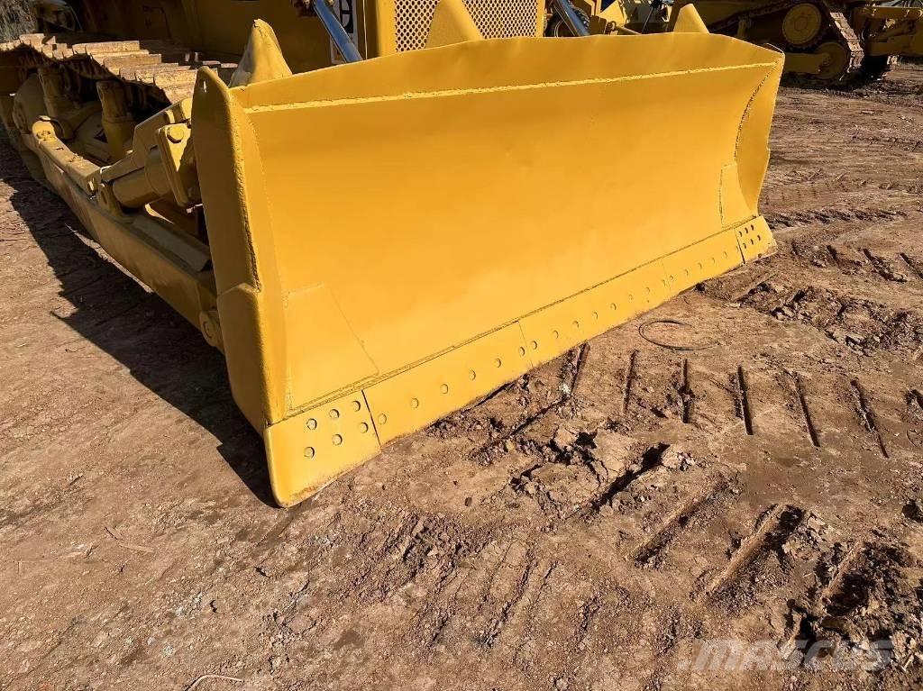 CAT D 8 K Kāpurķēžu buldozeri