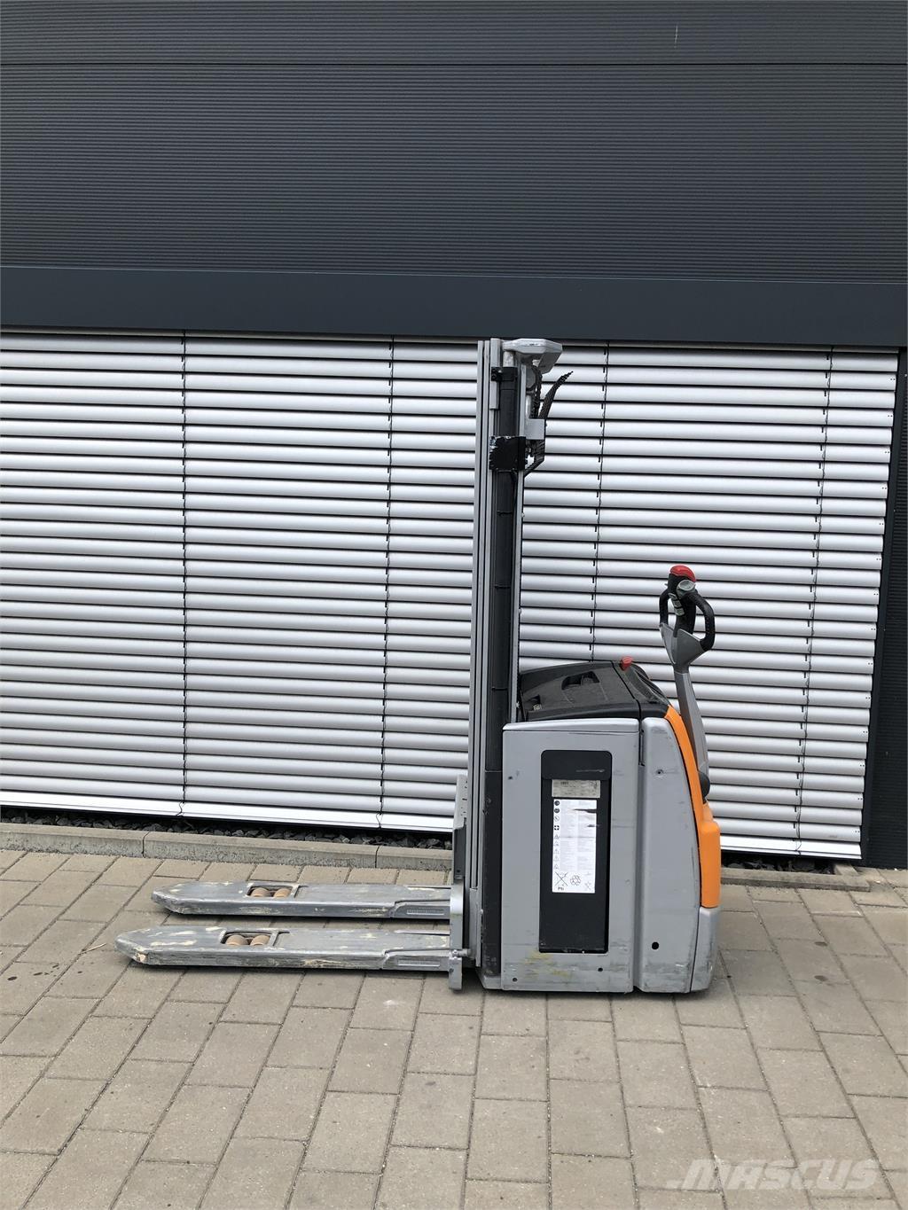 Still EXV 16 Pašgājēji krautnētāji