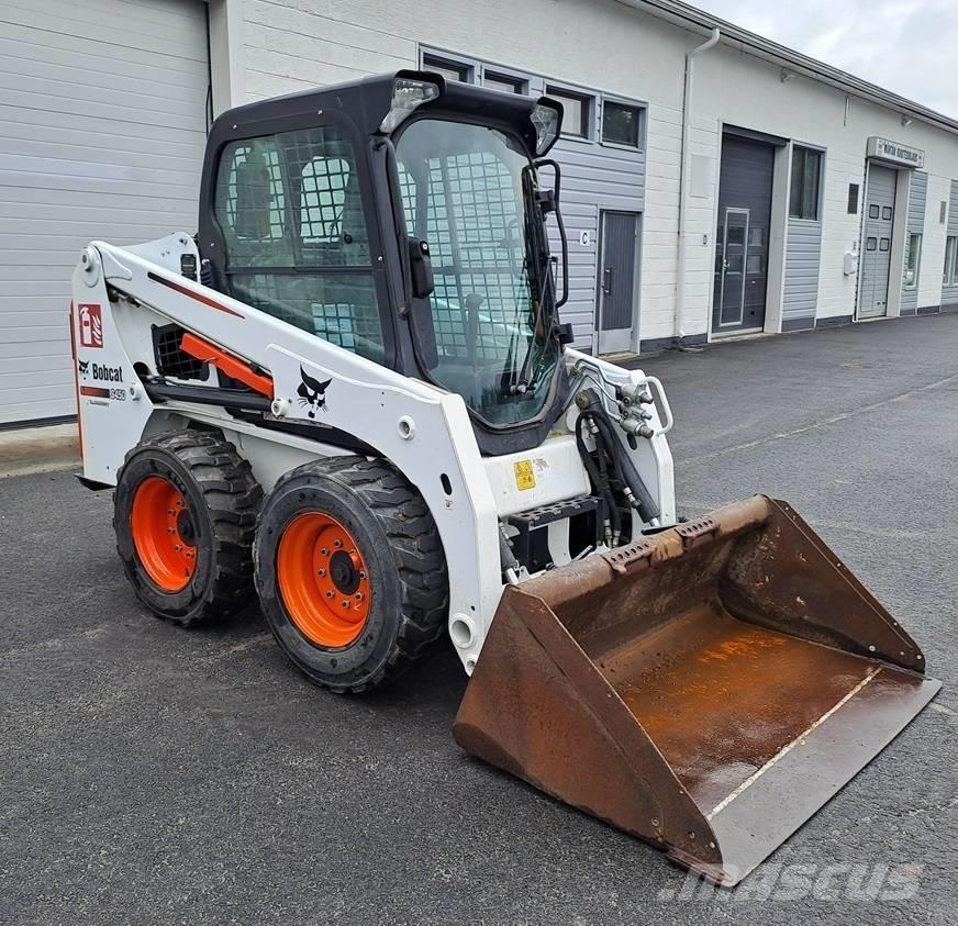 Bobcat S 450 Lietoti riteņu kompaktiekrāvēji