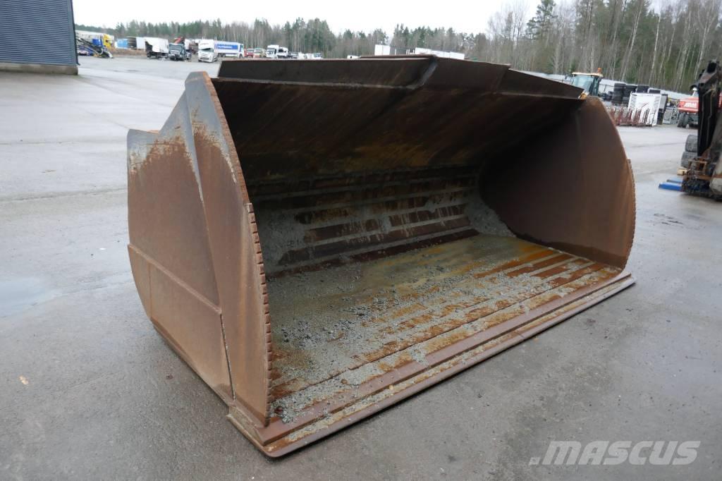 CAT 980M Skopa Kausi