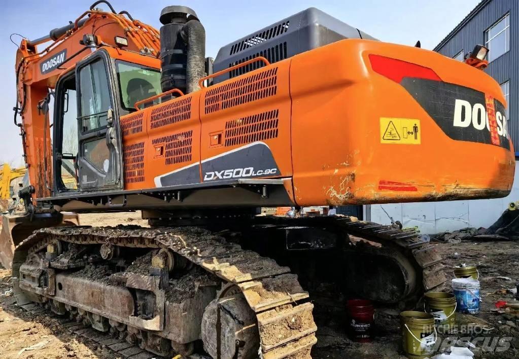 Doosan DX 500 LC Kāpurķēžu ekskavatori