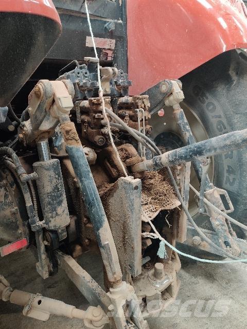 New Holland T7030 Traktori